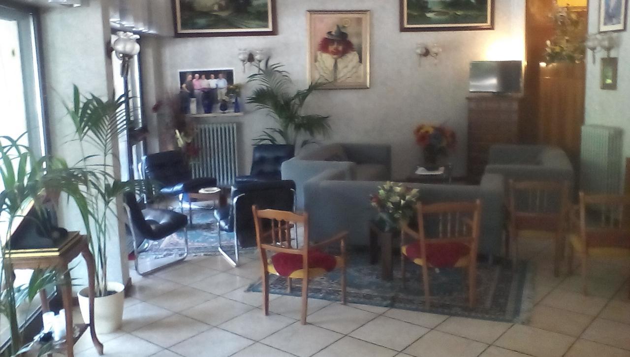 Tabiano Terme Albergo Tabiano מראה חיצוני תמונה